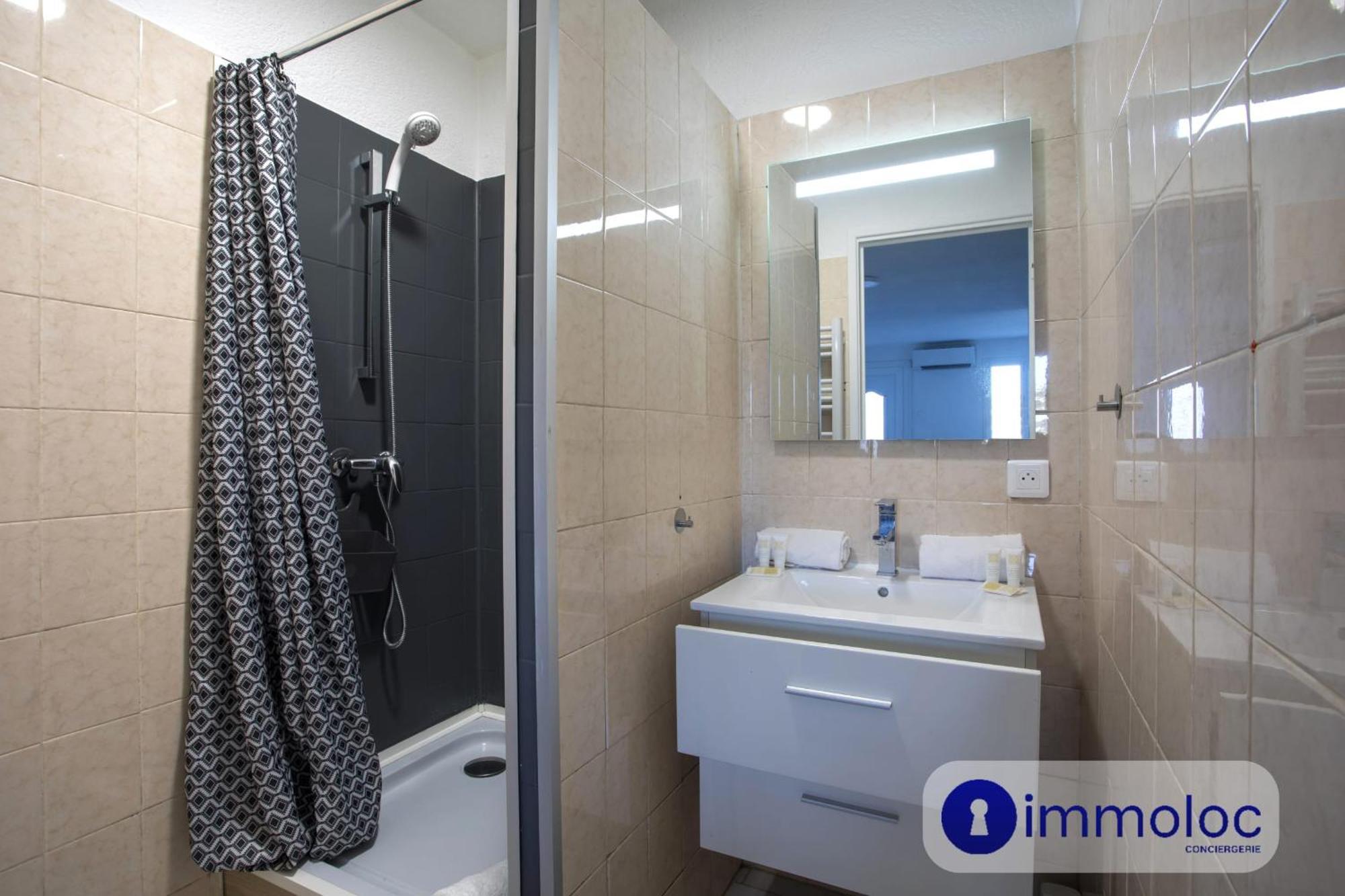 T3 Air-conditioned On One Level On The Heights Of Appartement *